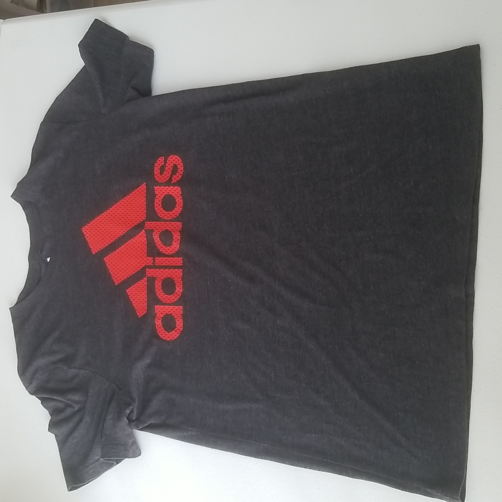 ADIDAS Boys short sleeve T-Shirt